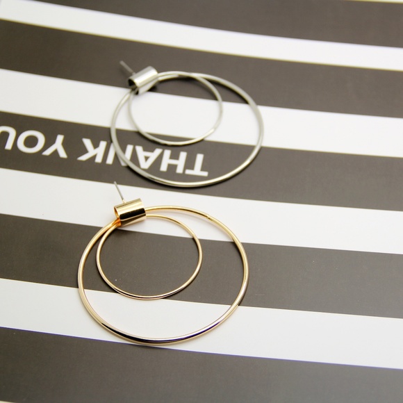 LAST ONE//Double Layer Circle Hoop Earrings - Picture 6 of 7